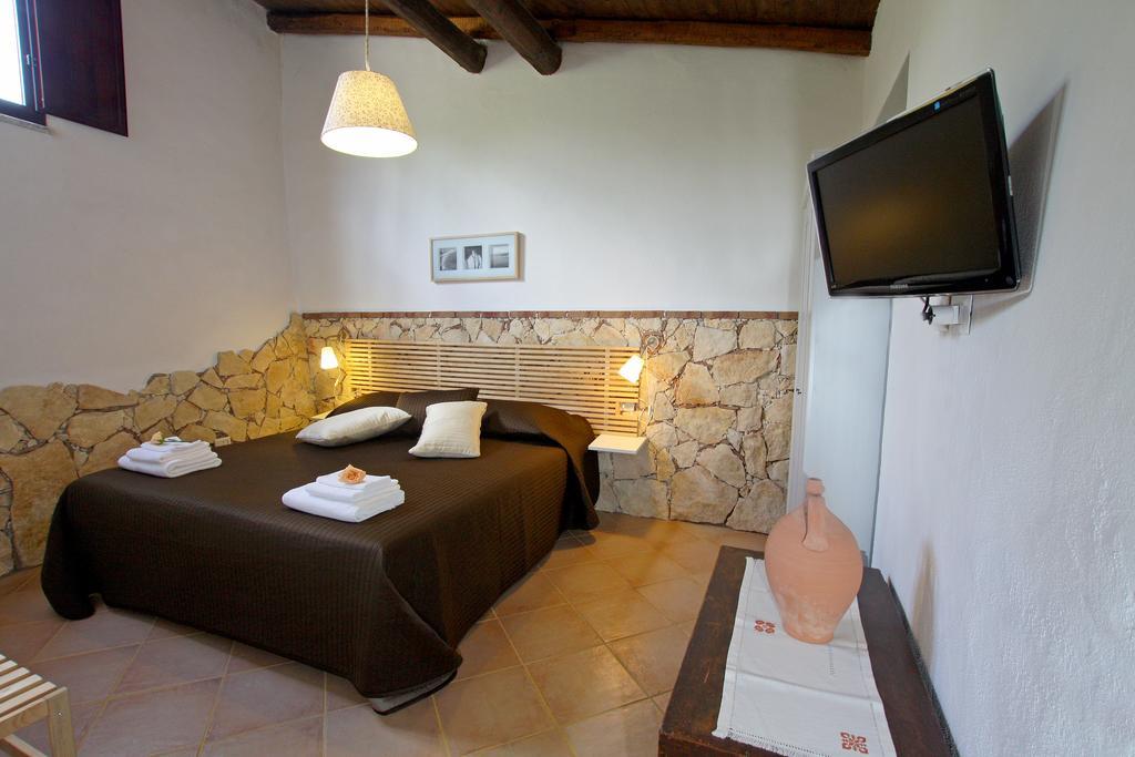 Casa Vacanze Borgo Borghese SantʼAlessio Siculo Δωμάτιο φωτογραφία