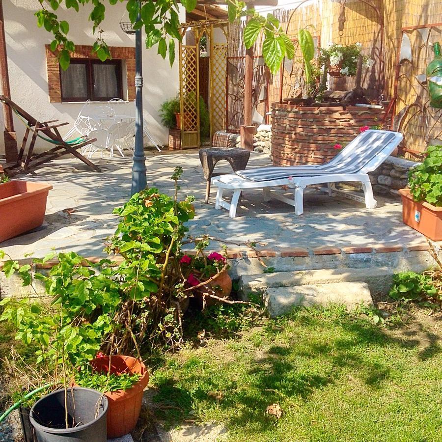 Casa Vacanze Borgo Borghese SantʼAlessio Siculo Εξωτερικό φωτογραφία